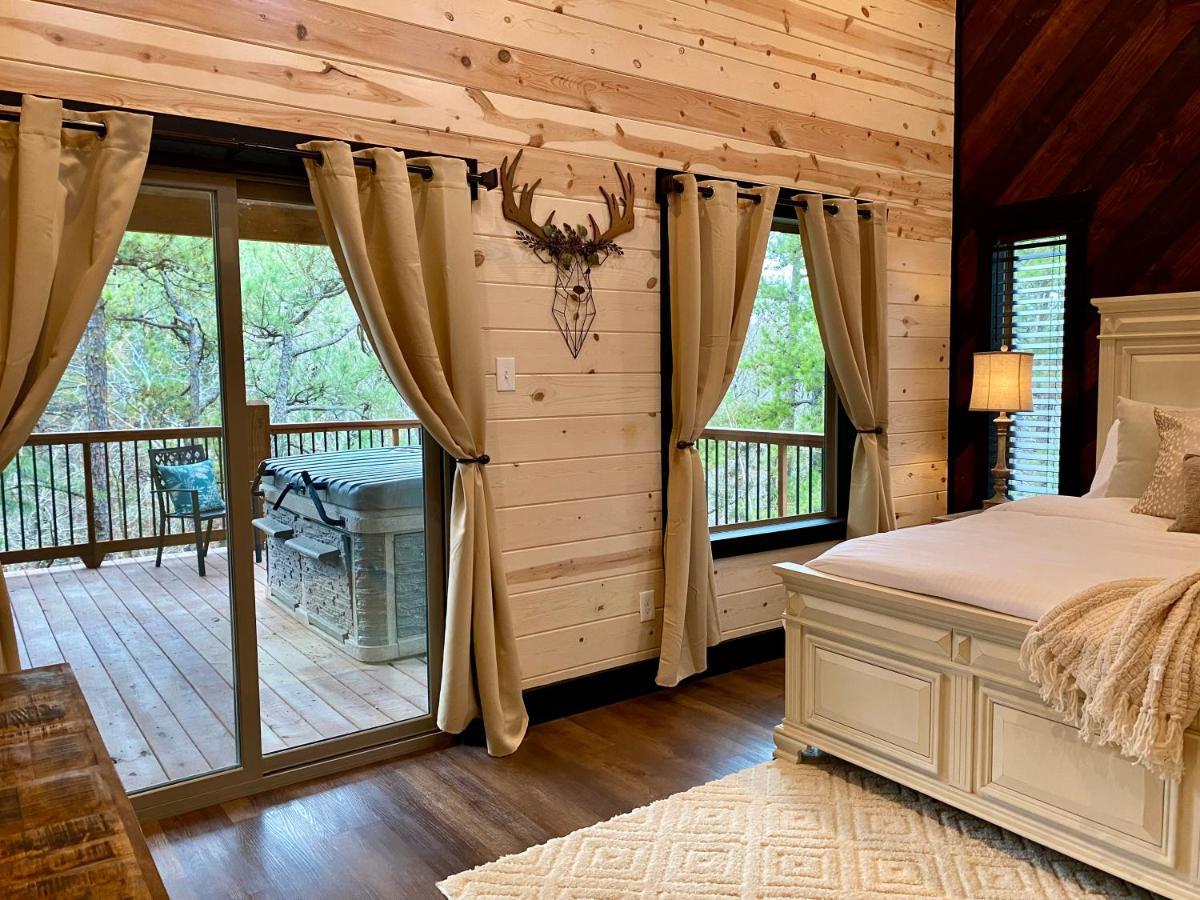 New Luxury Cabin, Hot Tub, Forest Views,Hotel Style Amenities Broken Bow Eksteriør bilde