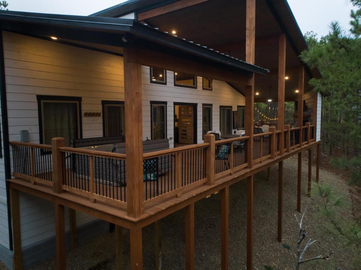 New Luxury Cabin, Hot Tub, Forest Views,Hotel Style Amenities Broken Bow Eksteriør bilde