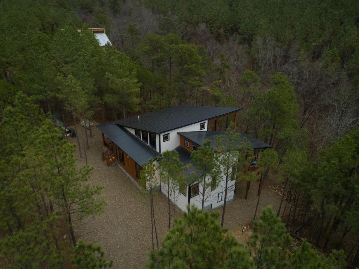New Luxury Cabin, Hot Tub, Forest Views,Hotel Style Amenities Broken Bow Eksteriør bilde